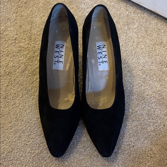 Vintage Nine West Black Suede Heels - Picture 2 of 4